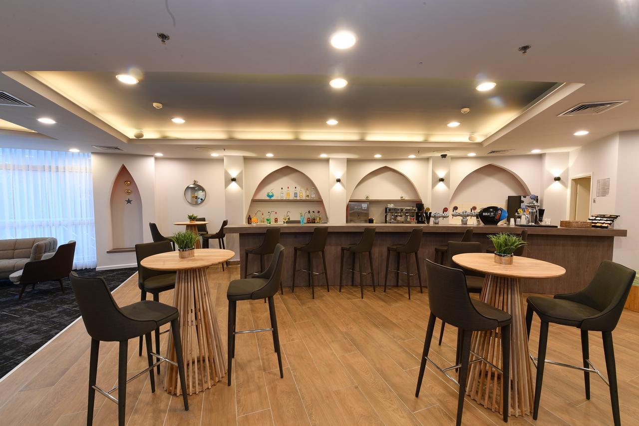 Be Unique Hotel - Drinks Included Eilat Buitenkant foto